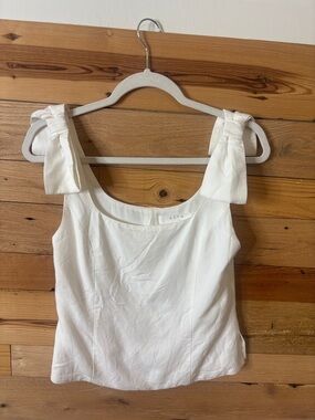 Astr Cream Tie-Strap Scoop Neck Camisole